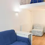 Charming Studio Mezzanine Near Buttes-Chaumont